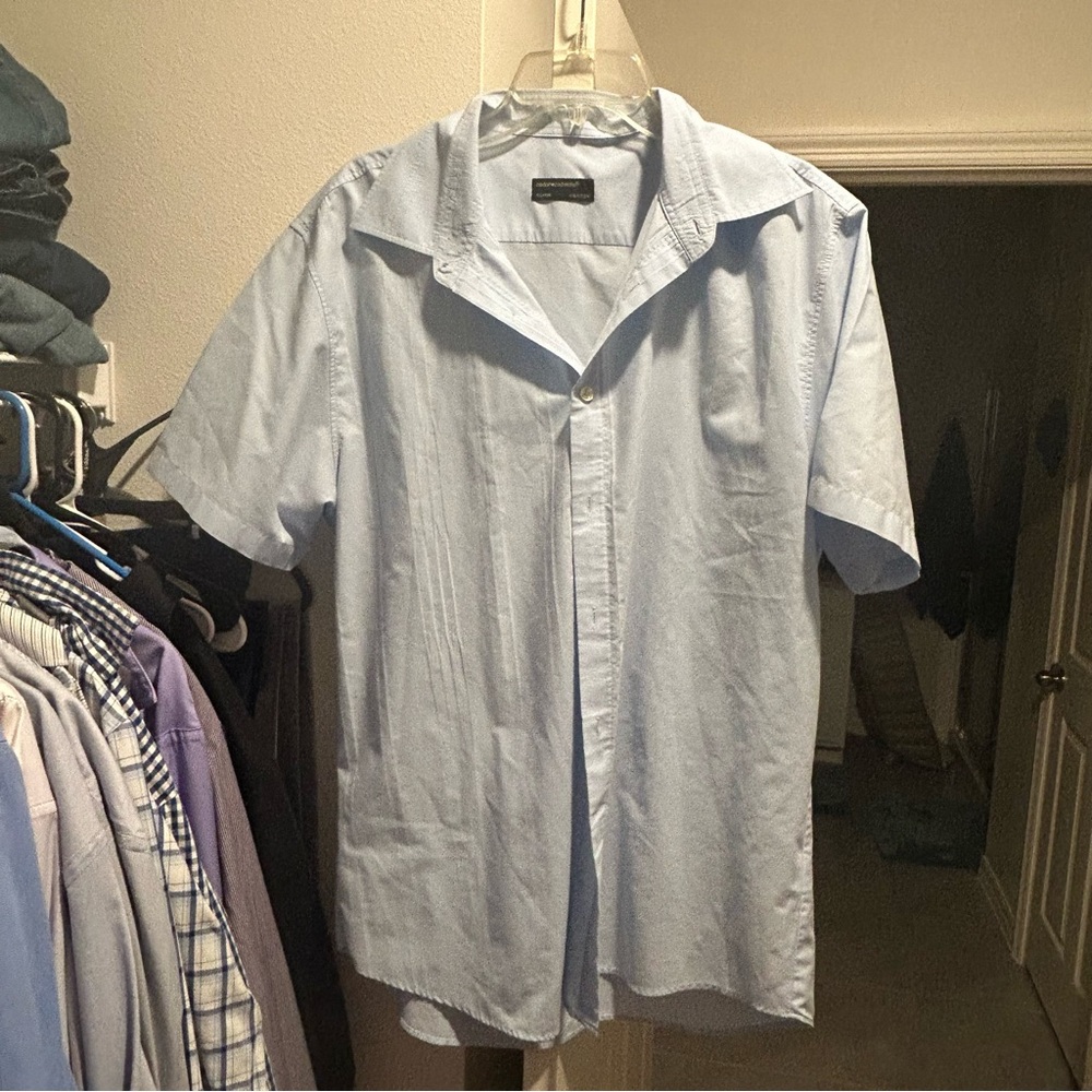 Men’s short sleeve button down xl